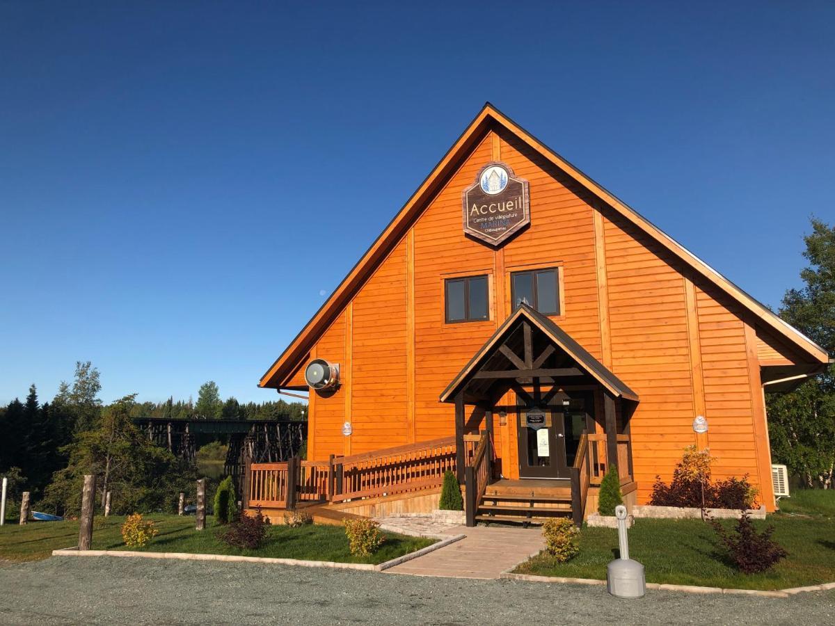 Marina Chibougamau Hotel Exterior foto